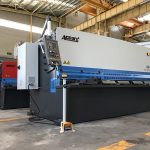 гідравлічний машина для різання 12мм сталева різальна машина 2500мм