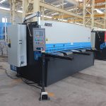 гідравлічний металевий плита, що обертається, стригує машину